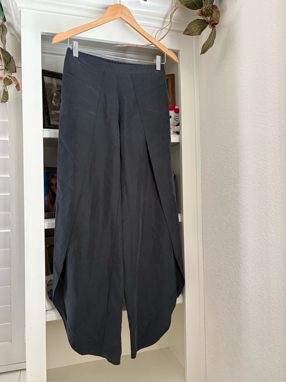 Drew Sage Tulip Leg Modal Rayon Womens Split Leg Pants Size XS Black Pull On